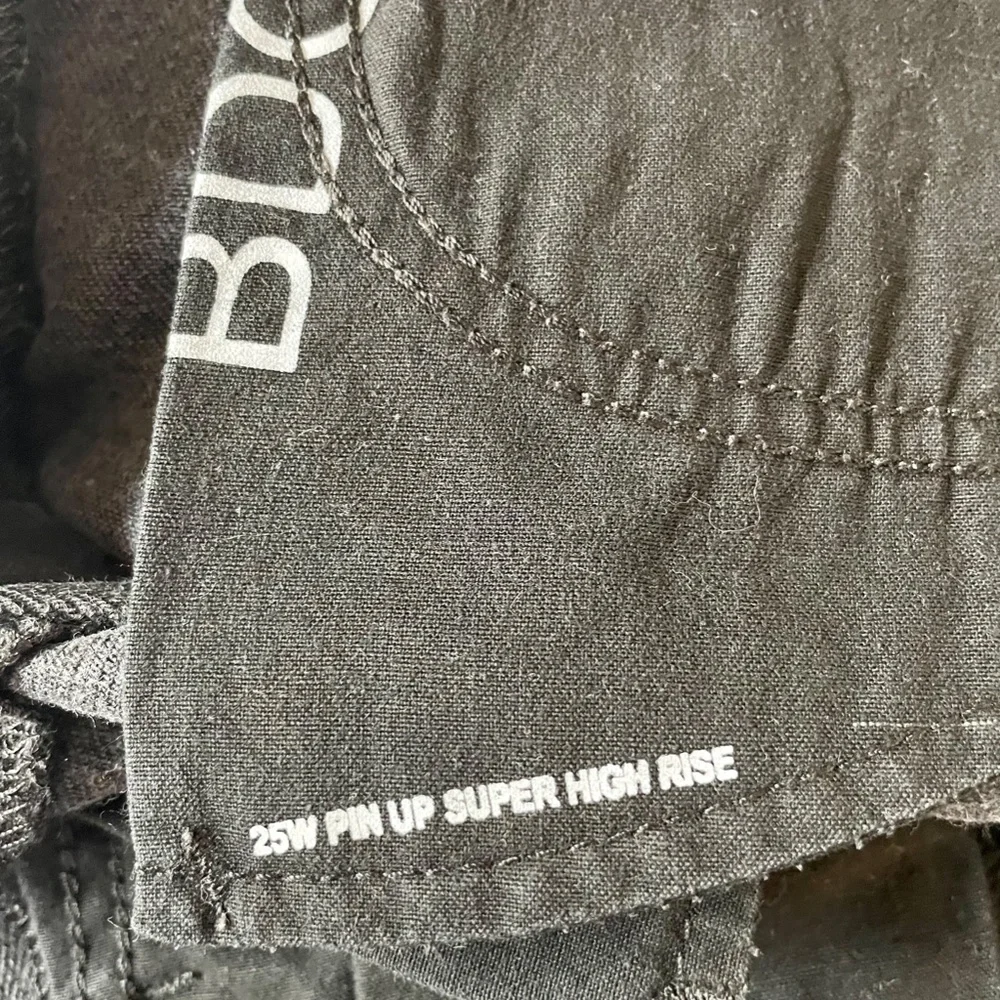 BDG High Waisted Black Denim Shorts - Picture 13 of 13